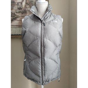 The North Face 550 Down Puffer Vest (women's) size Medium